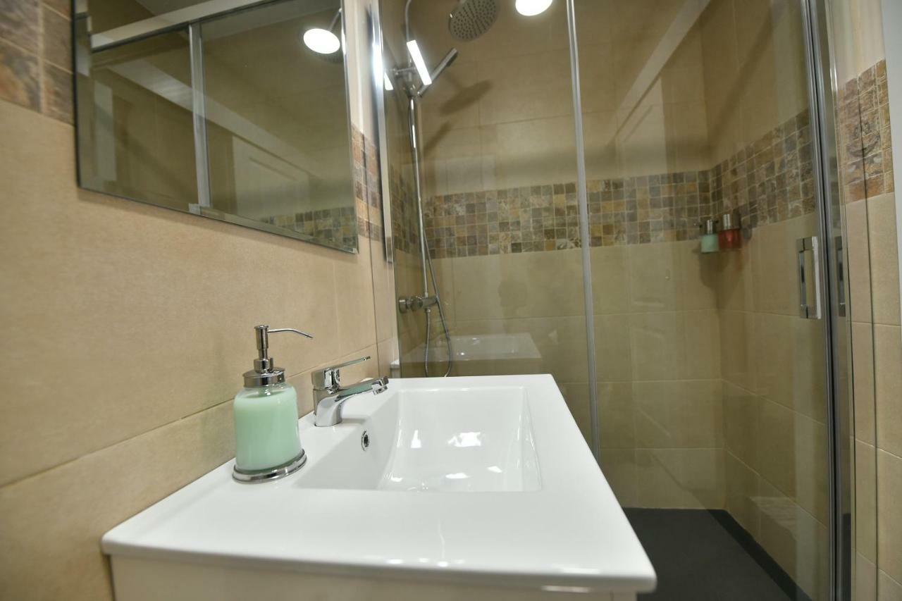 Apartamento Arenal Sevilla Exterior foto
